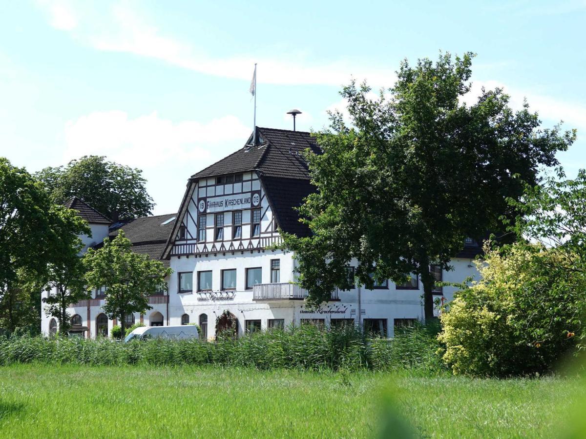 Hotel Faehrhaus Kirschenland Jork Eksteriør bilde